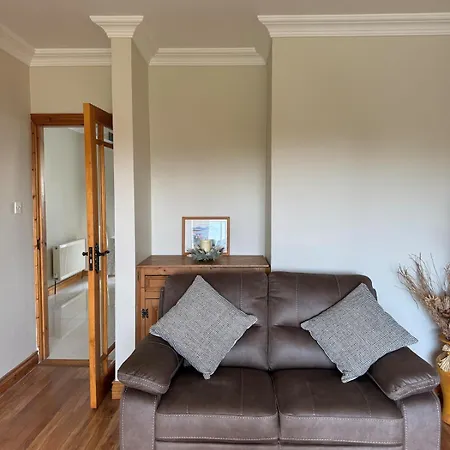 Town Centre Escape With Croagh Patrick View Sleeps 4 펜션