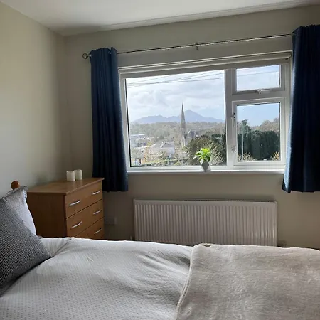 Town Centre Escape With Croagh Patrick View Sleeps 4 펜션 웨스트포트