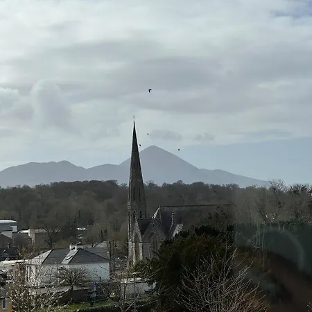 Town Centre Escape With Croagh Patrick View Sleeps 4 * 웨스트포트