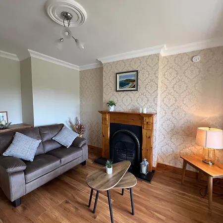 Town Centre Escape With Croagh Patrick View Sleeps 4 * 웨스트포트